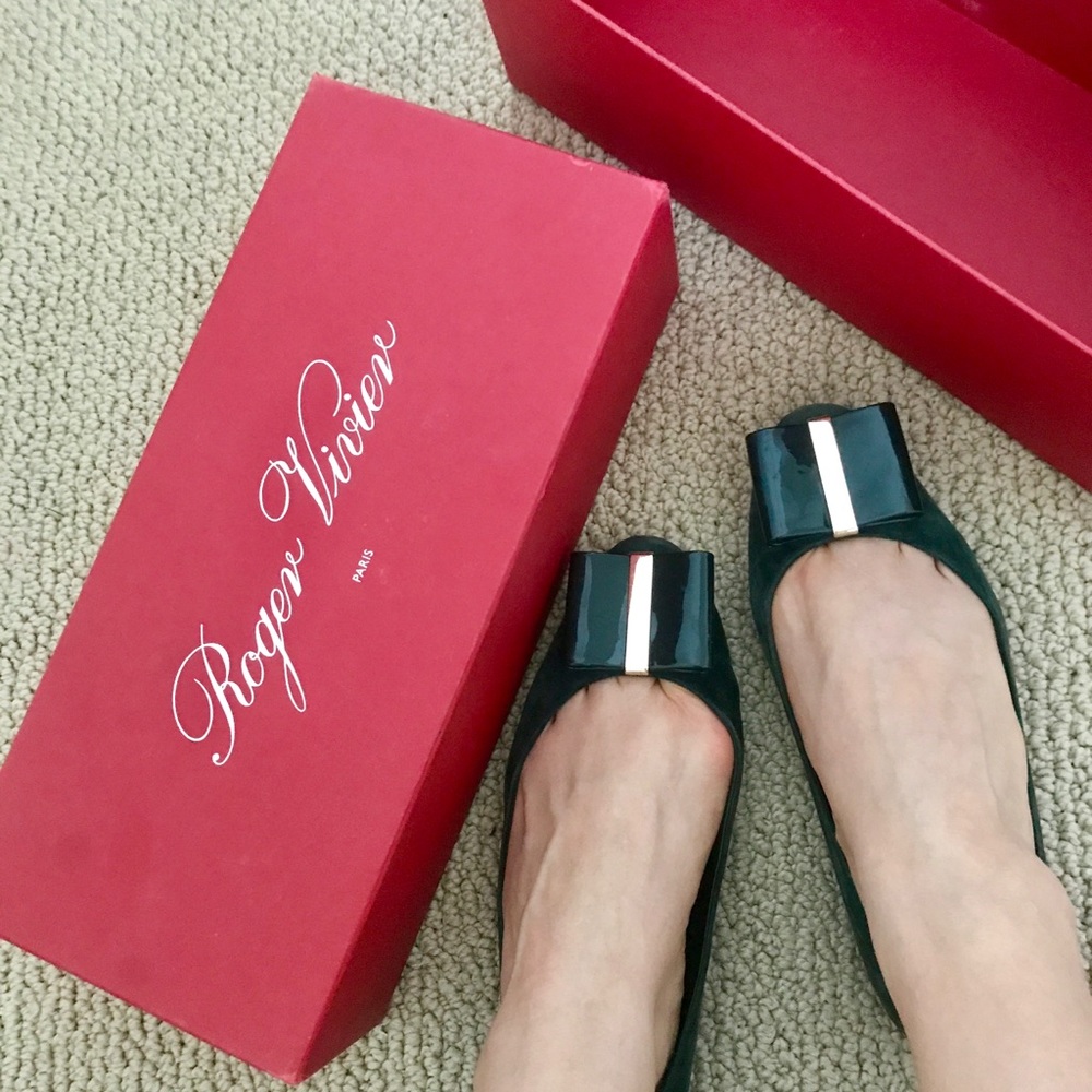 Roger Viver Suede Flats Size 35